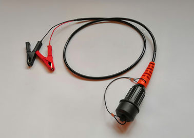 Battery power cable with connector and corresponding panel connector.